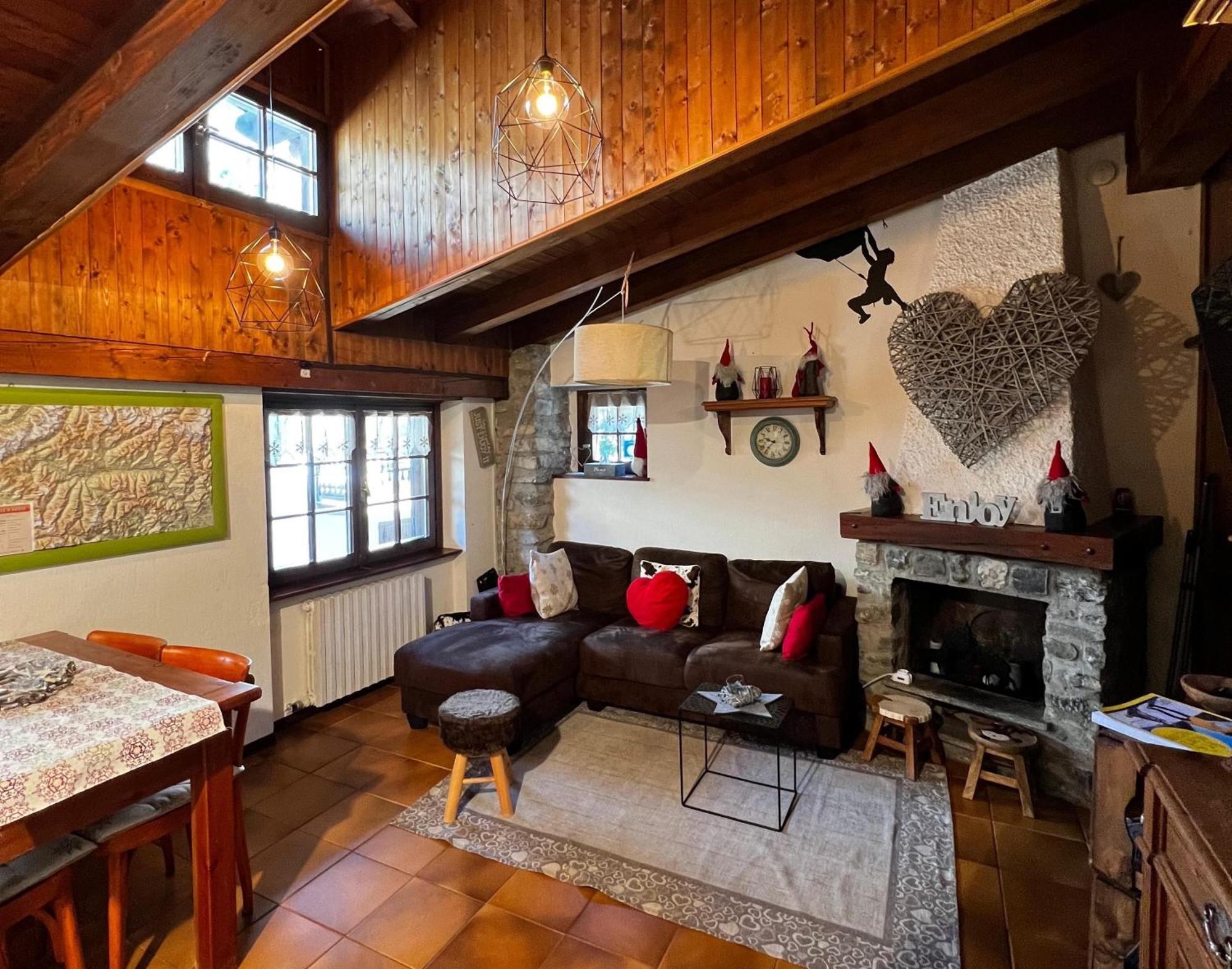 Maison I Love Mont Blanc Courmayeur Buitenkant foto